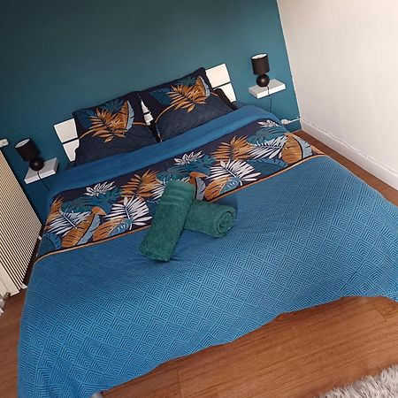 Petite Maison Etape Loire A Velo Ou Compostelle Mosnes Екстериор снимка